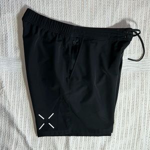 Foundation Short 7”